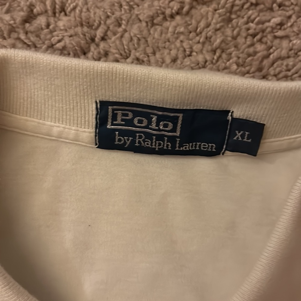 It Does Not Fit Me - image 3